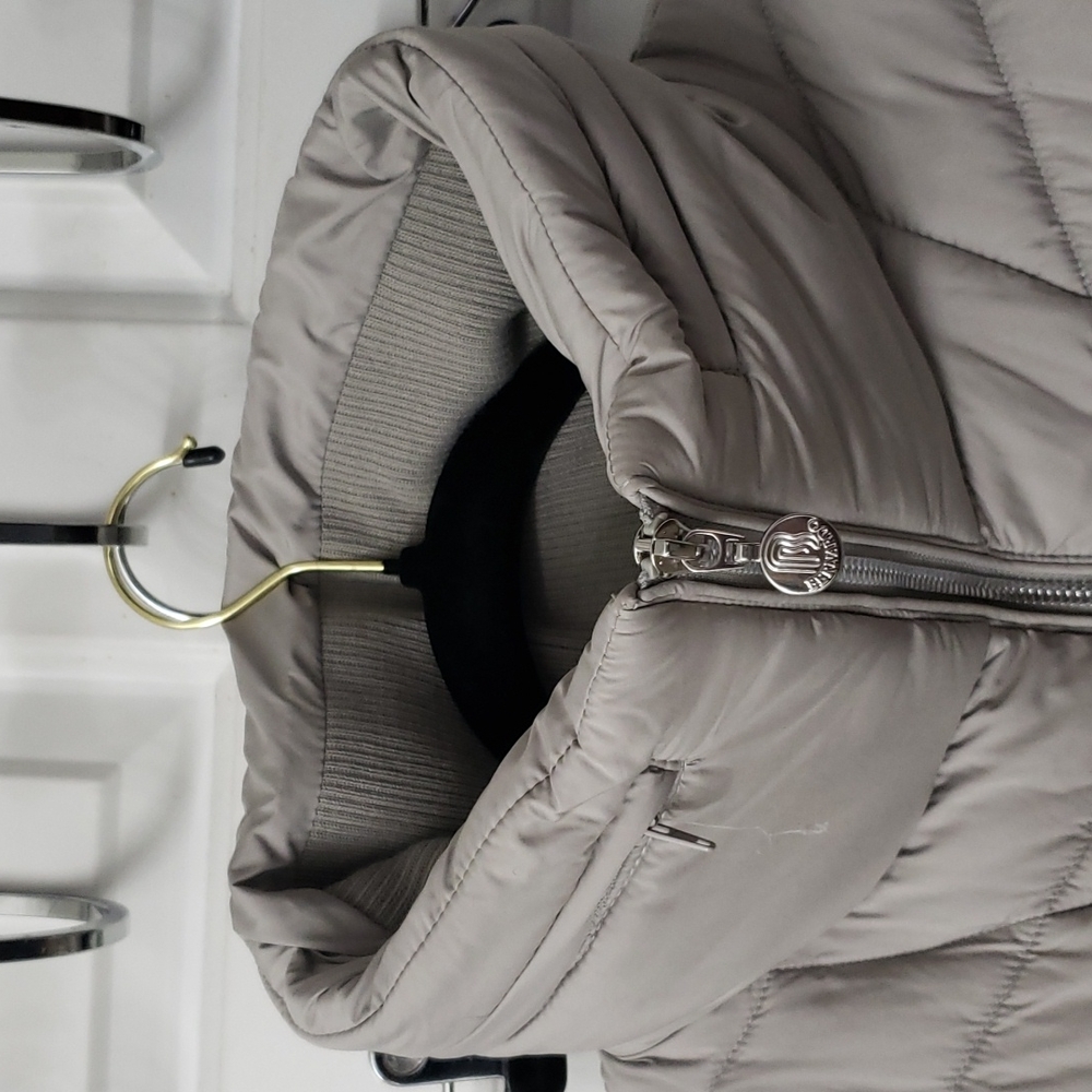 Bernardo jacket - Picture 5 of 10